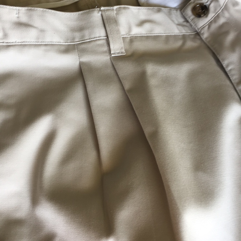 Eddie Bauer Relaxed Fit Light Beige Pants -40 x 32 - Picture 8 of 8